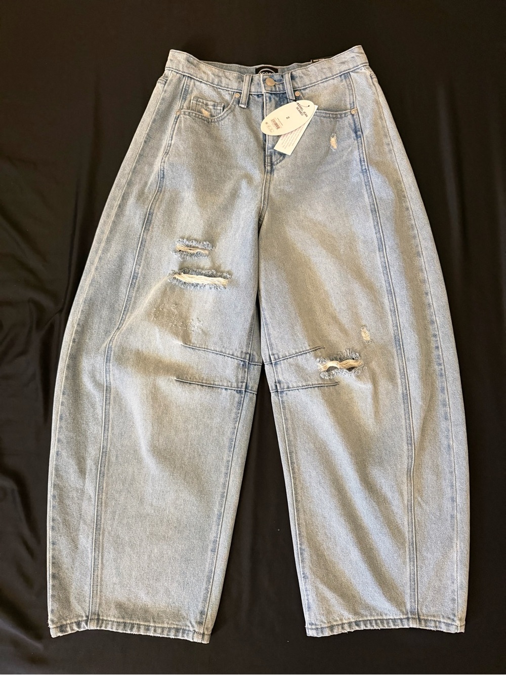 Scoop High Rise Barrel Jeans Distressed Light Wash NWT Size 2 - Picture 3 of 7